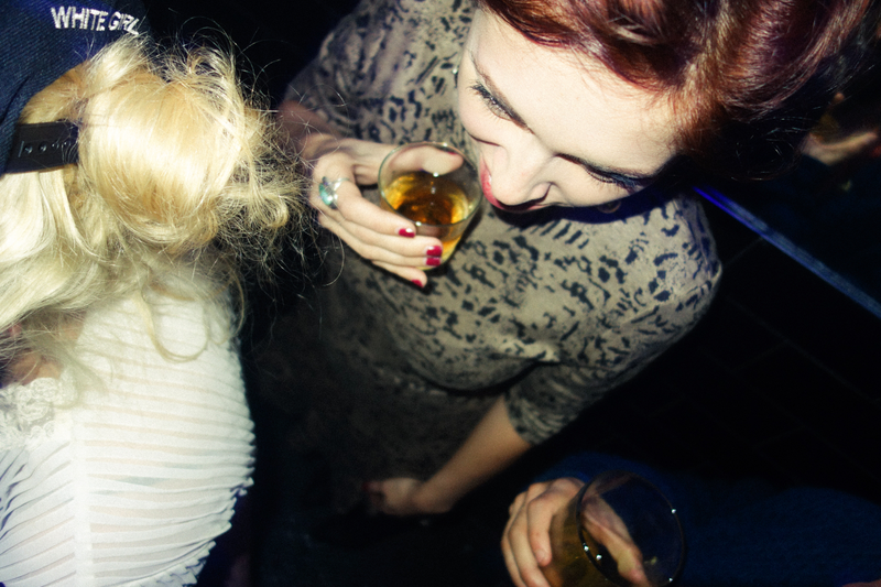 Illustration for article titled WHITE GIRL : WRAP PARTY
